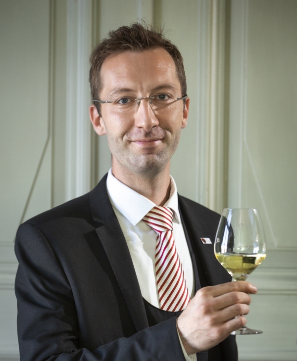 Sommelier Taneli Lehtonen