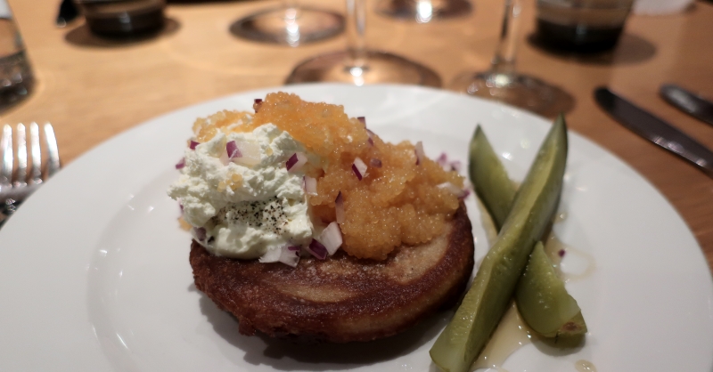 Valitse viini blineille täytteiden mukaan