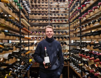 Helmikuun 2024 sommelier on Leo Blosseville