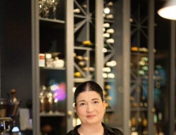 Huhtikuun 2024 sommelier on Sari Lerto