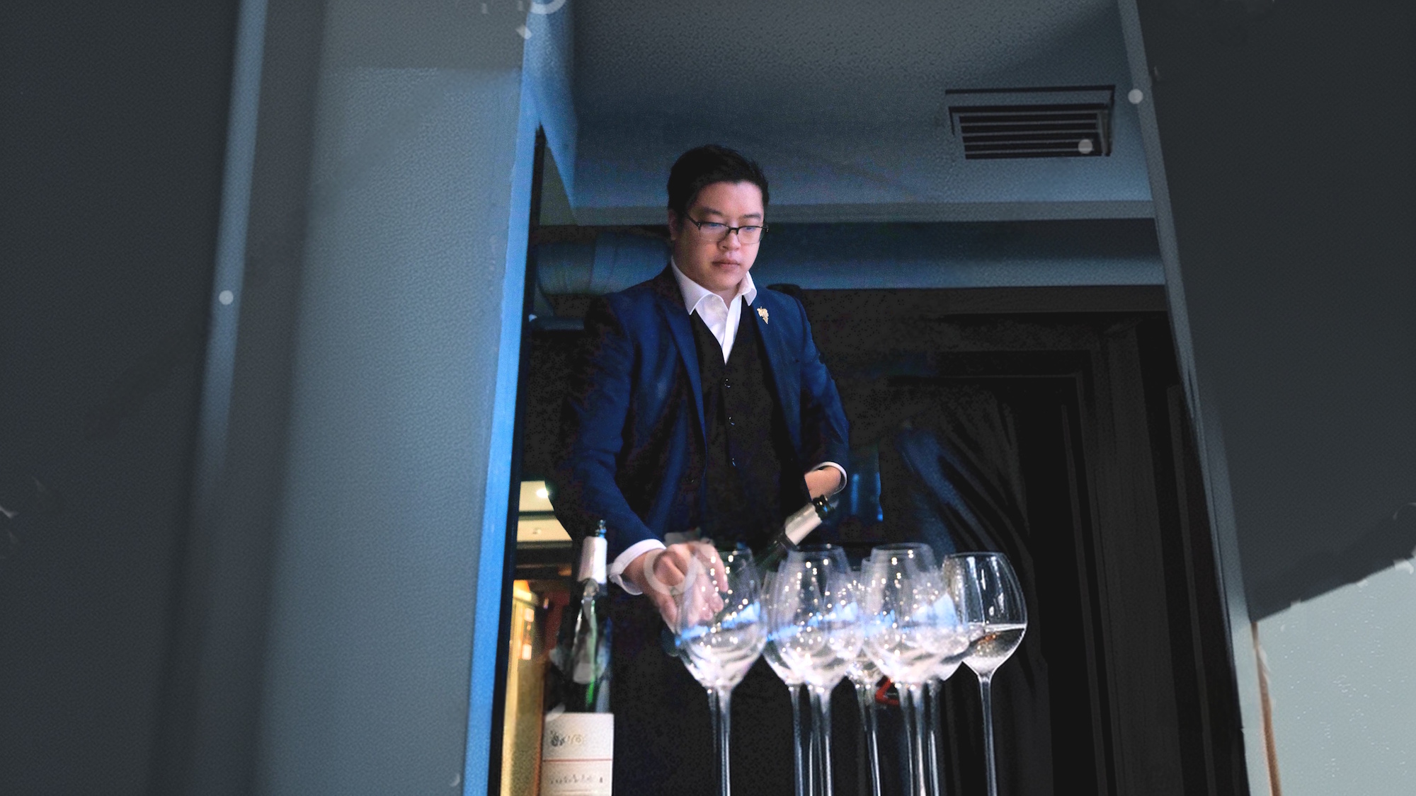 Sommelier Kelvin Tse