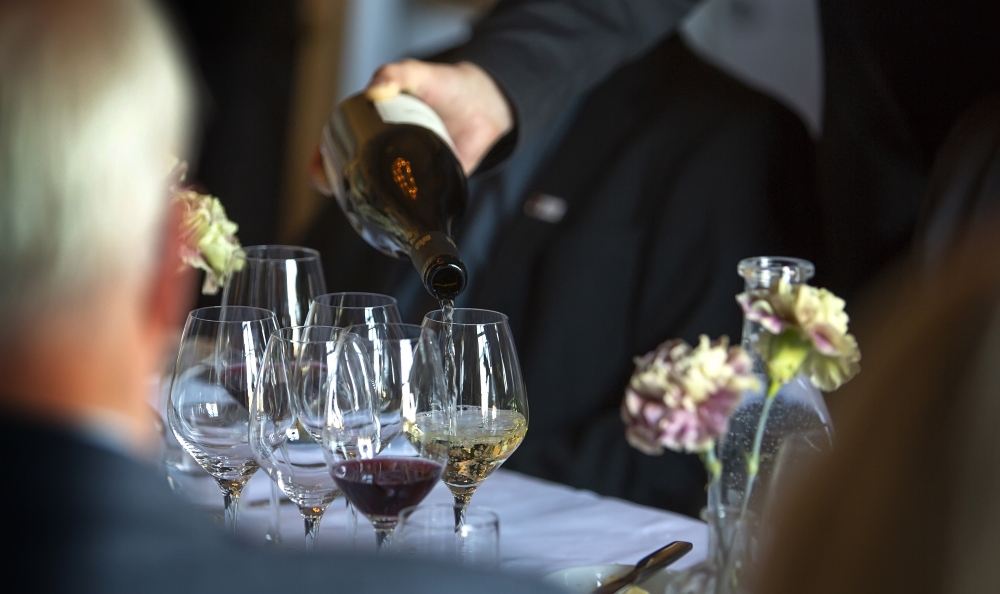 Viinisanasto: yleisimpiä viineihin ja viininviljelyyn liittyviä termejä